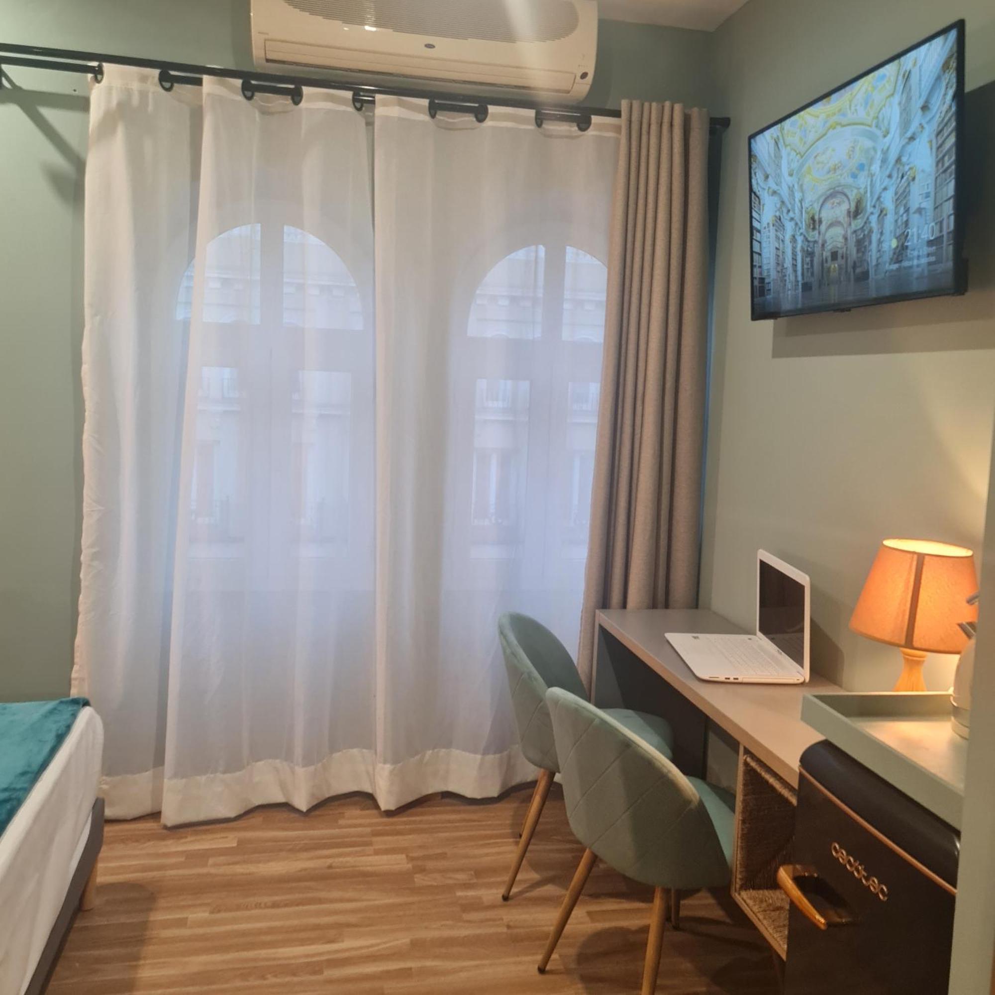 Luxury Green Hostal Madrid Gran Via المظهر الخارجي الصورة